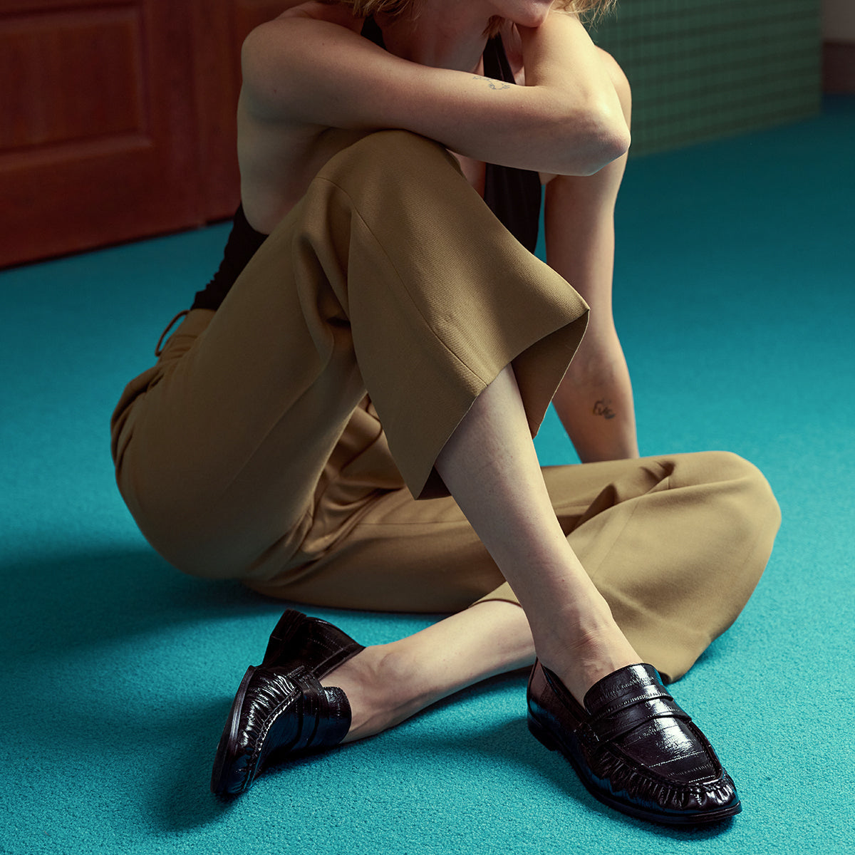 Eel Effect Penny Loafers (Soho Embossed)